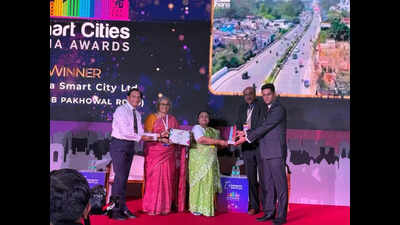 MC bags Smart City award for Pakhowal Rd project