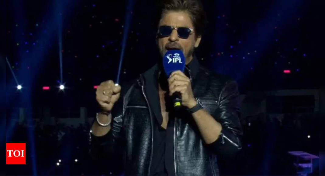 IPL Opening Ceremony Live: SRK, Shreya Ghoshal kick off spectacle at Eden Gardens