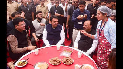 Centre lifts 20% export duty on onions, farmers in Maharashtra get ...