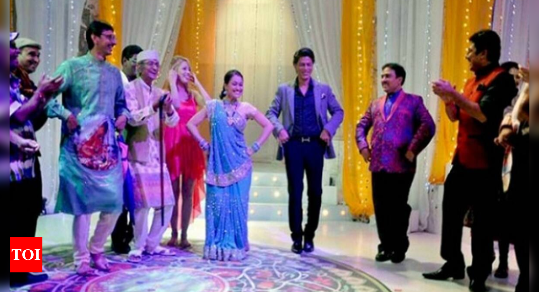 Throwback to Shah Rukh Khan taking care of Disha Vakani on the sets of Taarak Mehta Ka Ooltah Chashmah when he learnt about her pregnancy