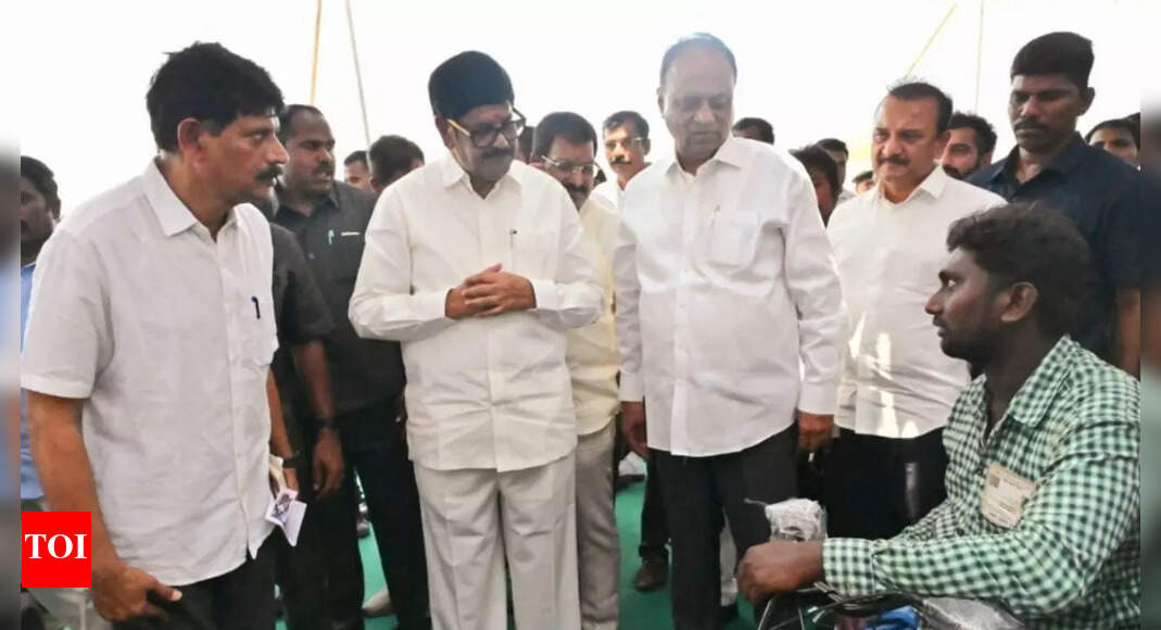 VPR foundation donates 150 electric tricycles worth Rs.60 lakh to beneficiaries in Andhra Pradesh's Atmakur