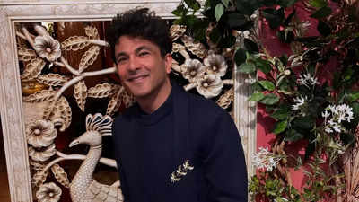 Celebrity Masterchef judge Vikas Khanna celebrates one year of opening his New York restaurant; writes ‘40+ years of unwavering devotion to Indian cuisine’ – The Times of India