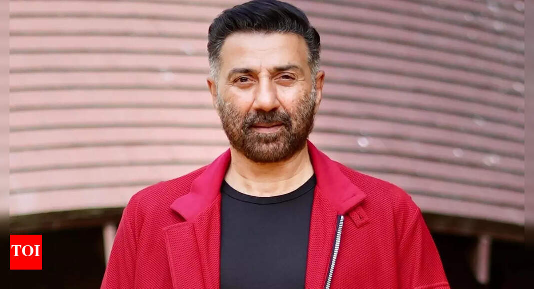 Sunny Deol asks Bollywood to take lessons from South
