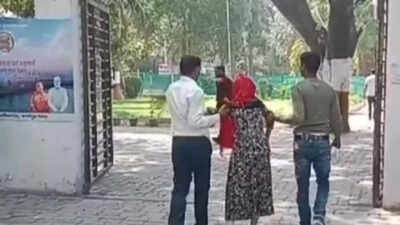 कानपुर: सिपाही ने शादी का झांसा देकर किया दुष्कर्म, गर्भपात कराया, सांप से कटवाया