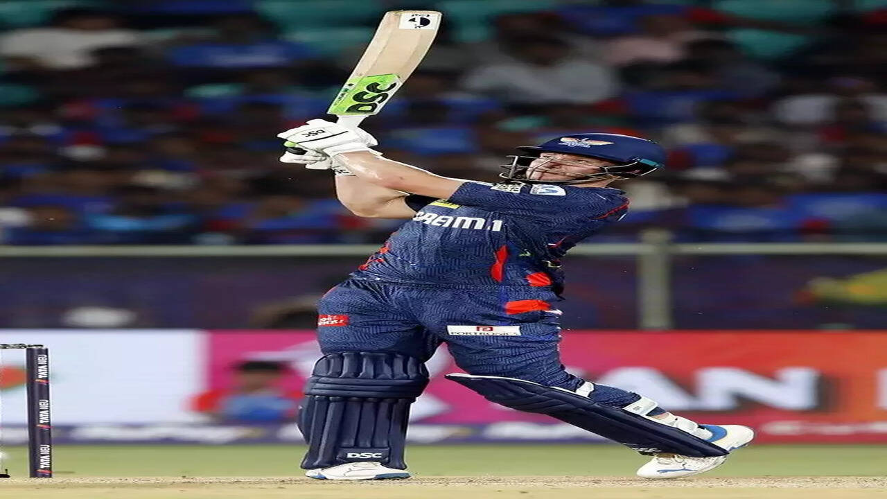 IPL में 20वें ओवर में सबसे ज्यादा छक्के मारने वाले धाकड़ बल्लेबाज