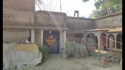 Man stabs wife to death in North 24 Parganas before attempting suicide