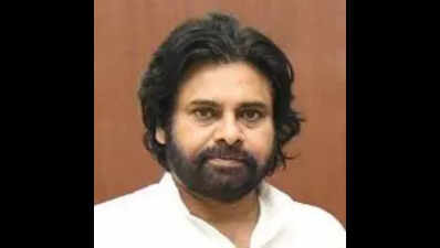 Pawan Kalyan mourns demise of martial arts trainer Hussaini