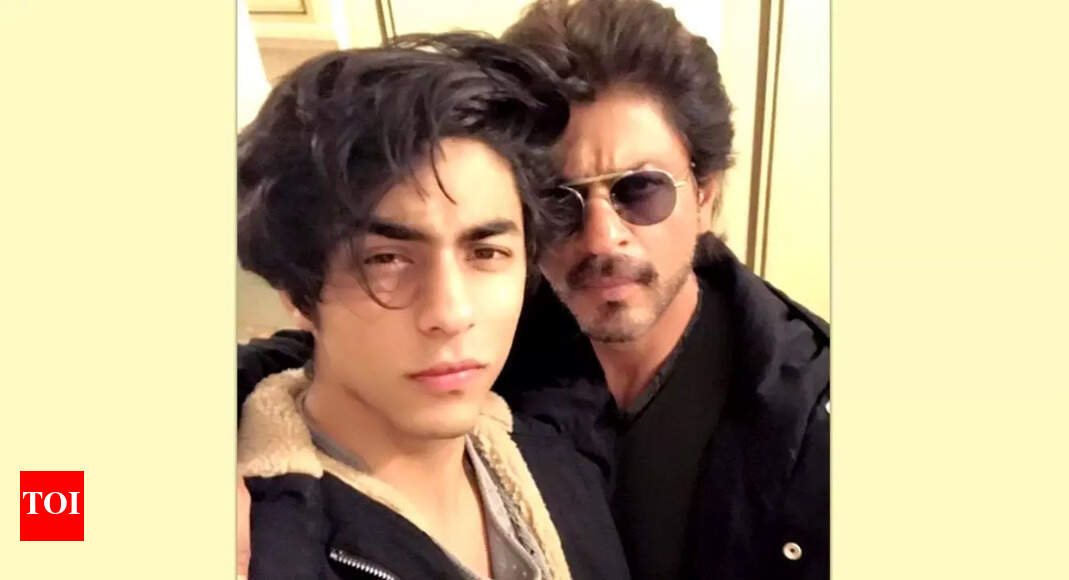 When SRK joked about Aryan being a 'Playboy'