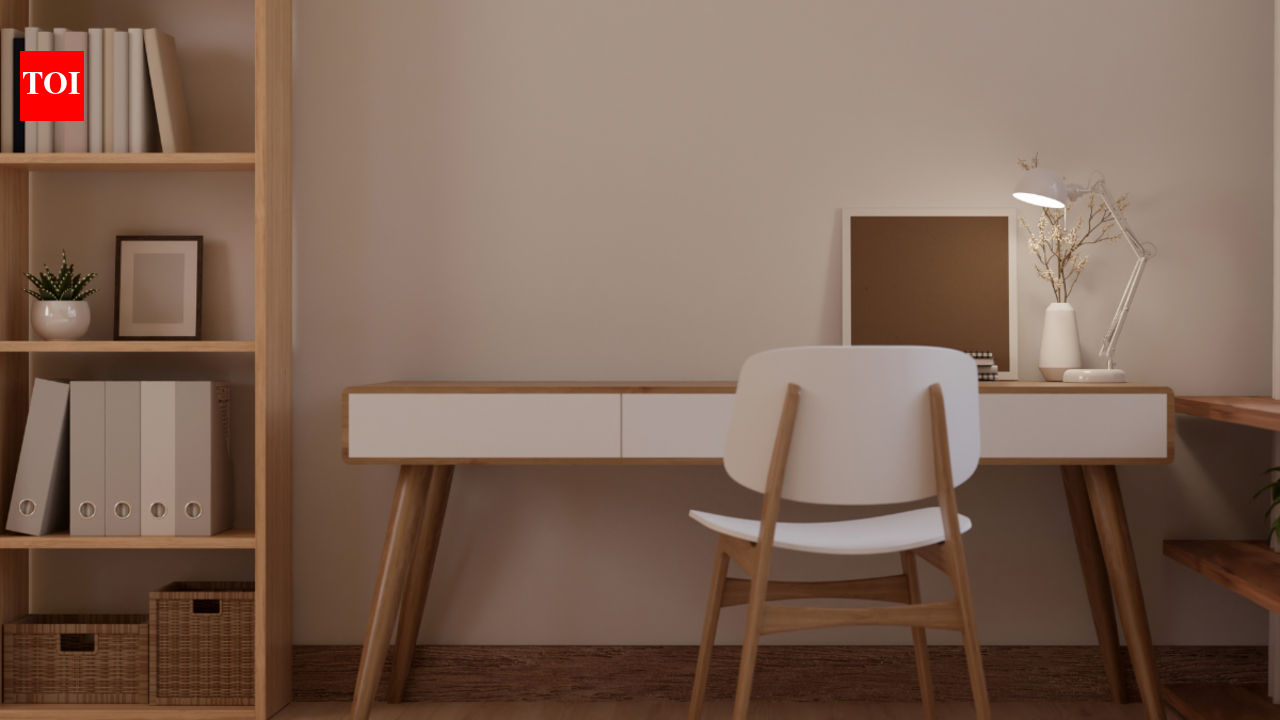 Best Wooden Study Tables For A Comfortable & Focused Study Space - The ...