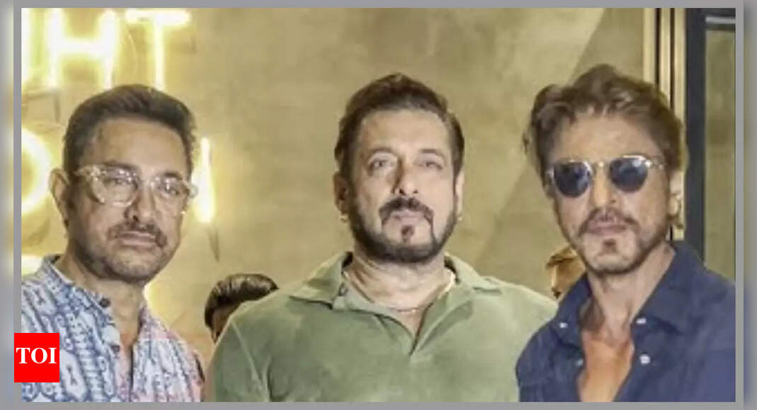 Aamir accuses SRK, Salman of plotting to end his career