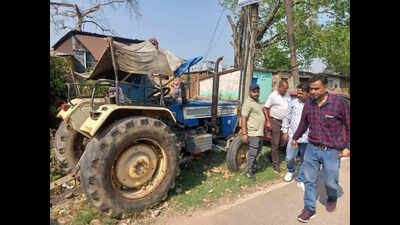 Bokaro loan recovery agent held for graft