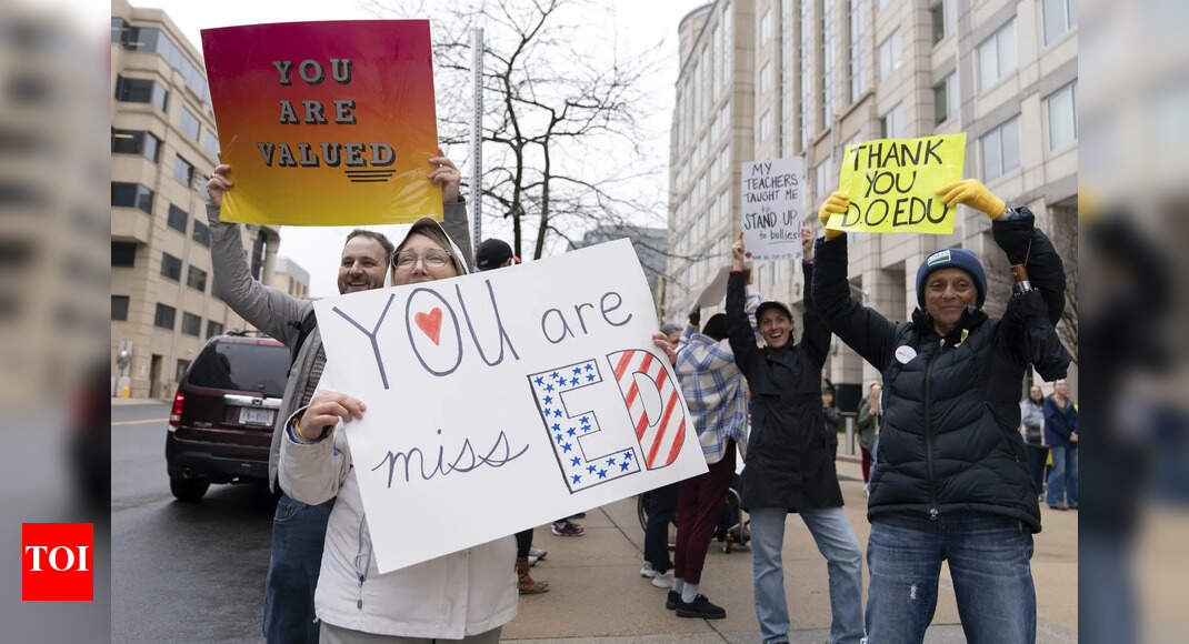 US education crisis? 50% of voters reject Trump's plan to eliminate the ...