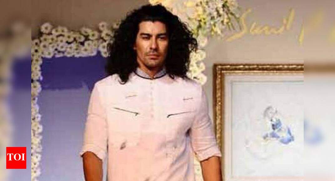 Kabir’s back in Delhi after his China stint - Times of India