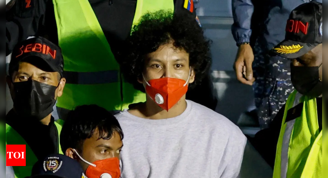 'Migrant influencer' who urged illegals to squat in American homes kicked out of US