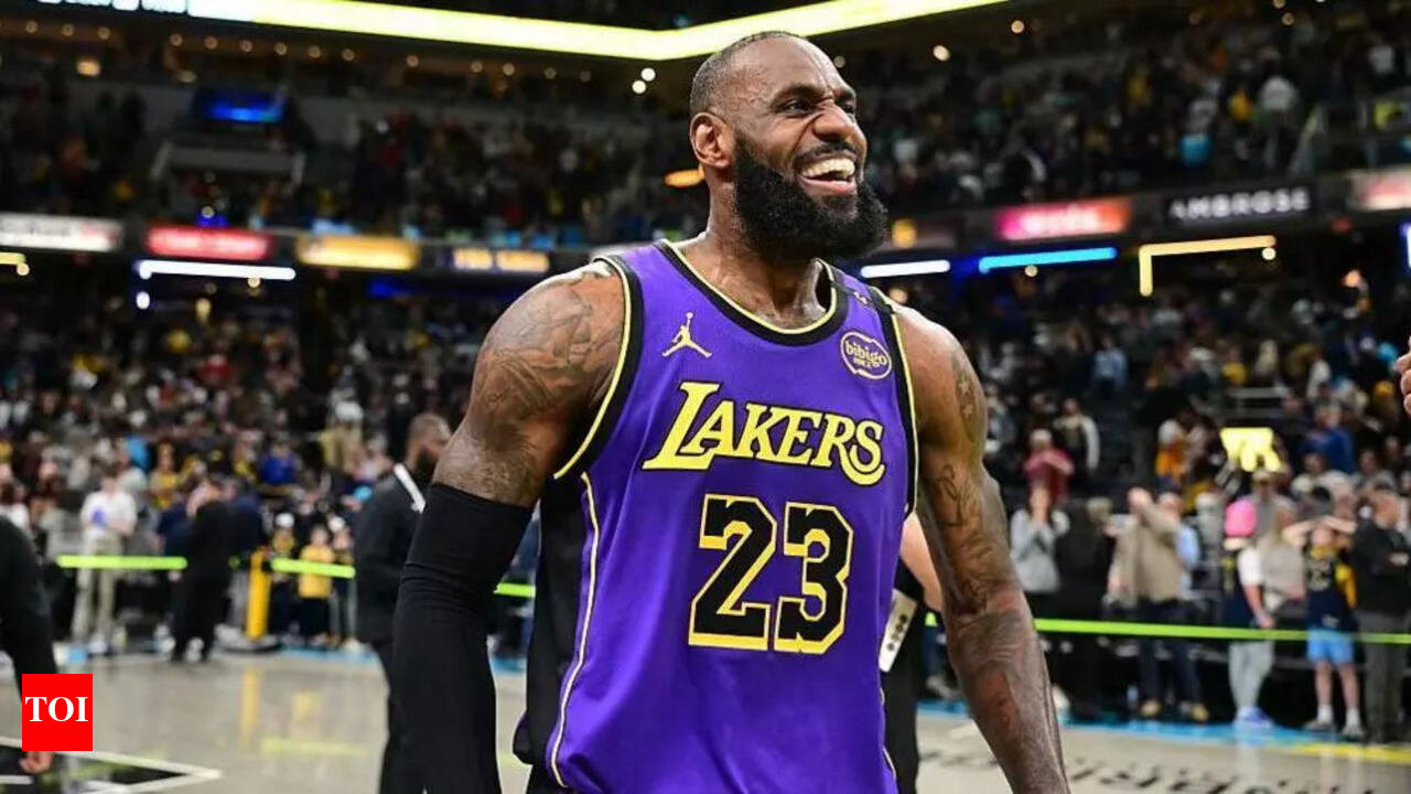 "Excuses pouring in": LeBron James' injury controversy heats up following  Lakers' loss to Bulls | NBA News - The Times of India