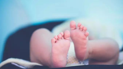 Refused admission twice, woman delivers on handcart, baby dies in Madhya Pradesh's Ratlam
