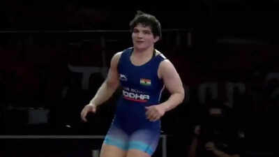 Asian Championships: Wrestler Manisha wins India's first gold ...