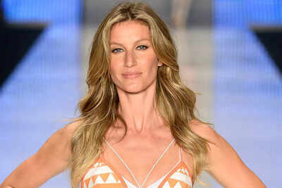 Tom Brady's ex-wife Gisele Bündchen turns heads with postpartum body after splurging $1.2 million with boyfriend Joaquim Valente