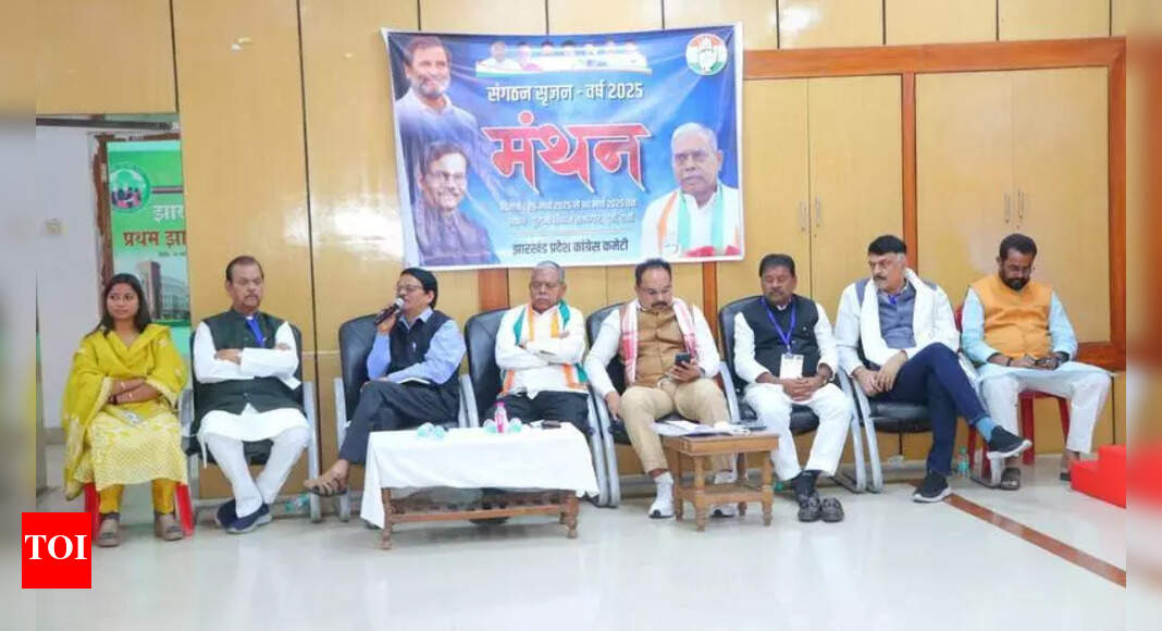 Cong plans app for real-time co-ordination with workers | Ranchi News ...
