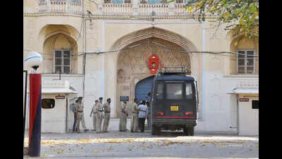Two jail warders dismissed for sumggling contraband