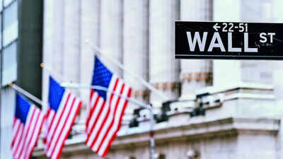 US stocks tumble on Trump tariff worries, S&P 500 falls to lowest since September