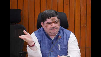 No lake on land that is up for sale; no ecological damage will be done: Ponnam