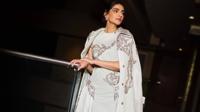 Sonam Kapoor was the queen of high-couture in this pistachio crystal-encrusted jacket at the fashion week gala