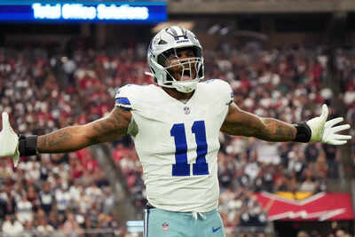 Cowboys reportedly offer Micah Parsons the biggest non-QB contract extension in NFL history