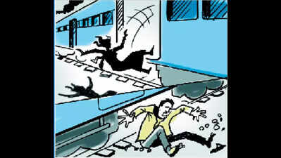 Passenger slips while boarding train, loses legs