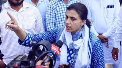 Colonel's wife accuses Punjab CM of betrayal