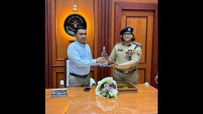 Goa CM fetes UP fire department for Kumbh services