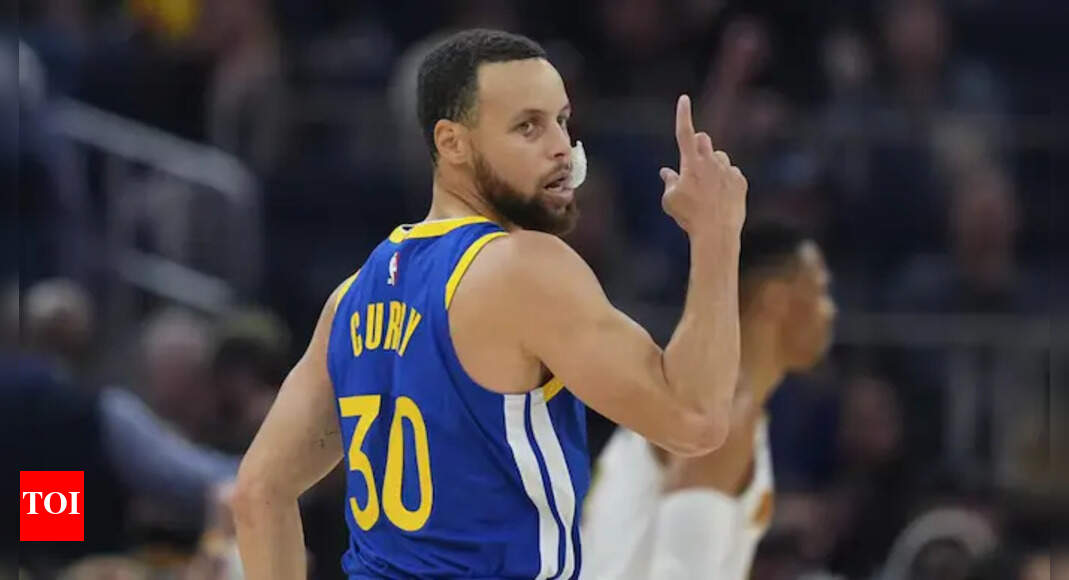 NBA Record: Golden State Warriors' Stephen Curry becomes the oldest player  to achieve this stat; rubs shoulders with Michael Jordan, defying age and  gravity | NBA News - Times of India