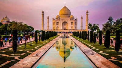 Is the Taj Mahal owned by the Waqf Board?
