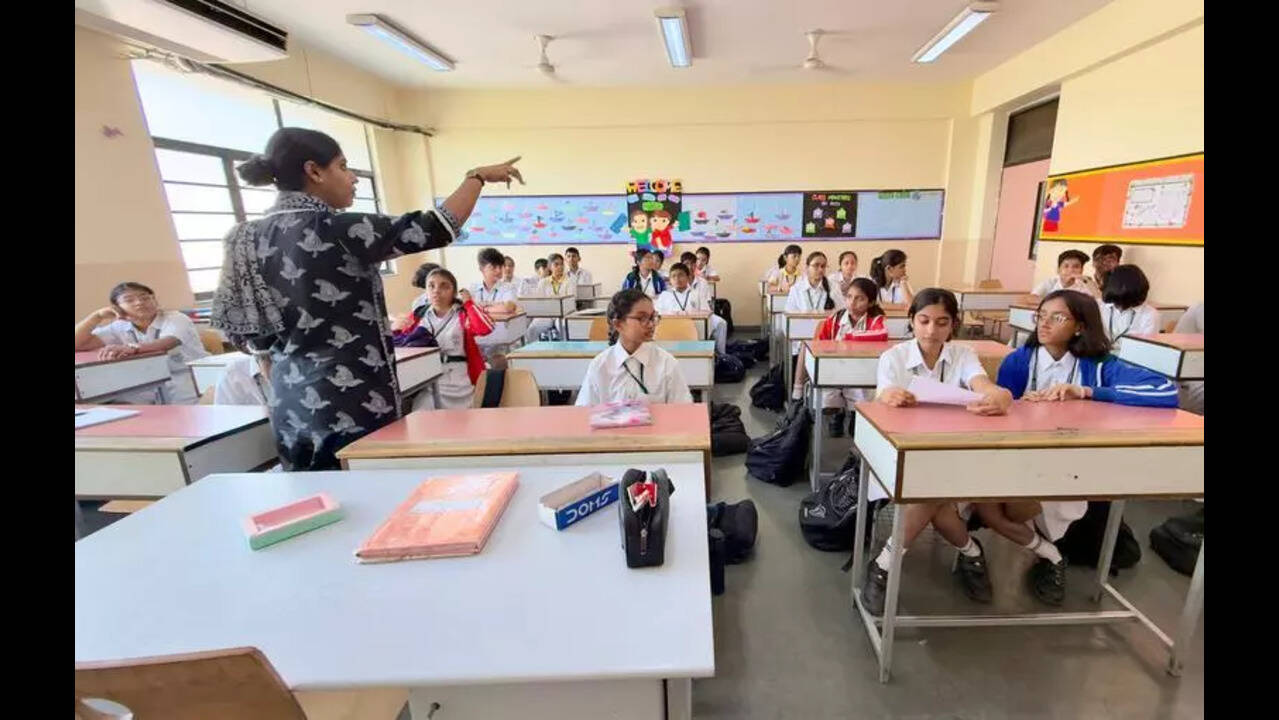 Schools start sessions early, build 'holiday bank' for peak summer |  Kolkata News - The Times of India