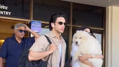 Khushi Kapoor and Vedang Raina spotted together at Jamnagar airport ahead of Shikhar Pahariya’s birthday, Janhvi Kapoor and Boney Kapoor join them