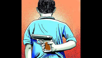 School van driver ends life after killing 3 of his family in Karnataka
