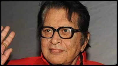 Manoj Kumar passes away, tributes pour in as fans share their condolences
