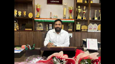 SCD Govt College alumnus Sandhu its new principal