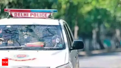 Delhi cops bust gang that delivered drugs at doorsteps; one held