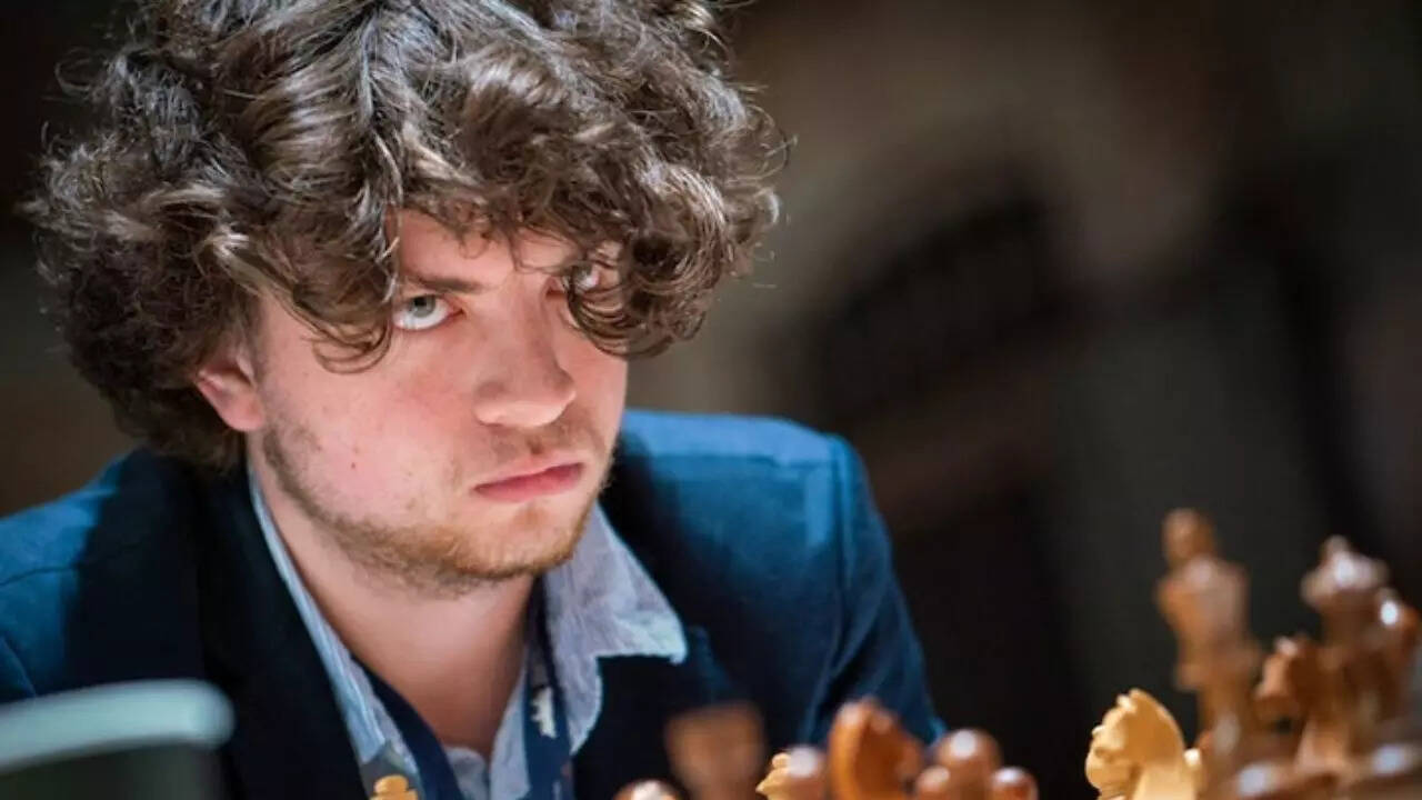 The mystery of Hans Niemann and his last-minute withdrawal from Freestyle  Chess Paris tour | Chess News - The Times of India