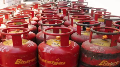 Cooking gas price hiked by Rs 50 per cylinder for Ujjwala, general consumers