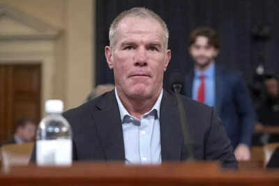 Former Mississippi Governor Phil Bryant faces legal setback in $77 million welfare scandal involving Brett Favre