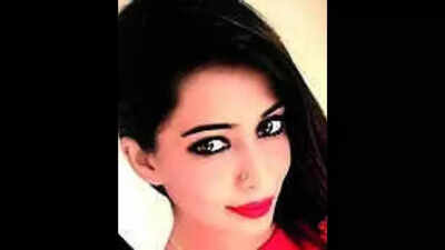 Bengaluru model thrashed, strangled by second husband after fight
