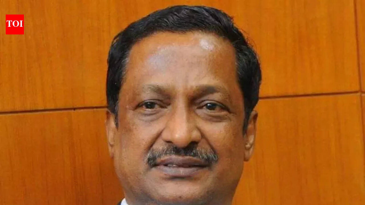 Govt appoints retd IAS officer Parida as chief information commissioner ...