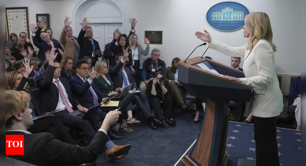 'Against scientific realities' White House to ignore journalists who