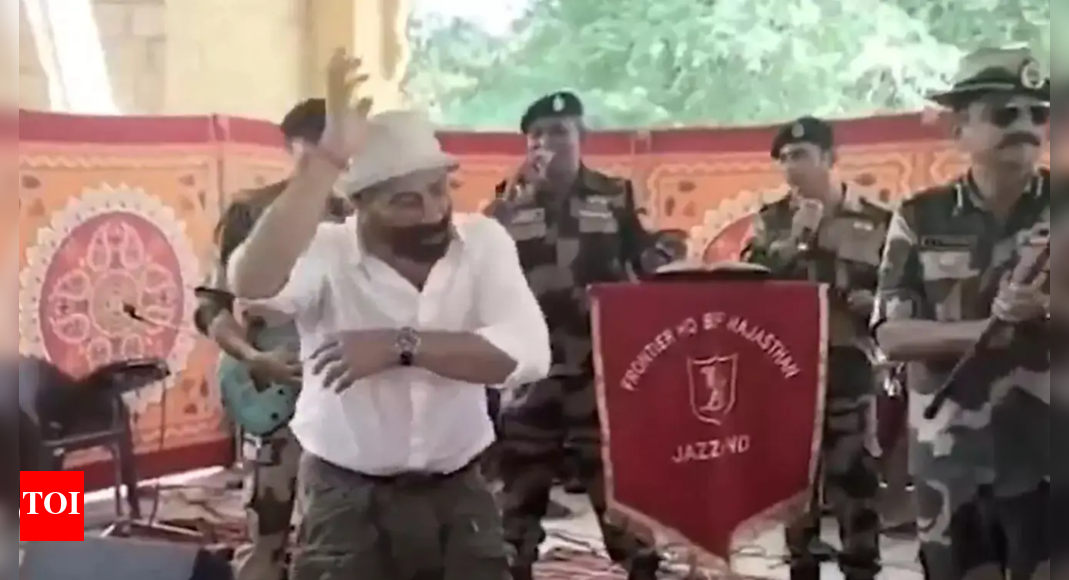 'Jaat’ star Sunny Deol dances with BSF Jawans