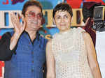 Vinay Pathak, Deepa at Garba bash