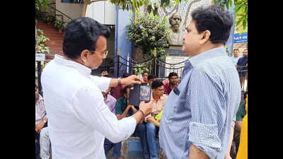 After RGK ‘walkover’, BJP hits ground early to appropriate teachers’ protest