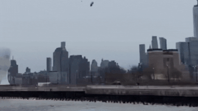 SHOCKING! U.S. Chopper Falls Apart Midair, Crashes Into Hudson River & Explodes In NYC, 6 Dead