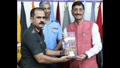 Sainik School Nalanda gets Raksha Mantri trophy